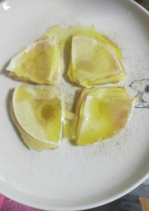 ☆餃子皮で挟んだハムチーズ焼き☆-レシピのメイン写真