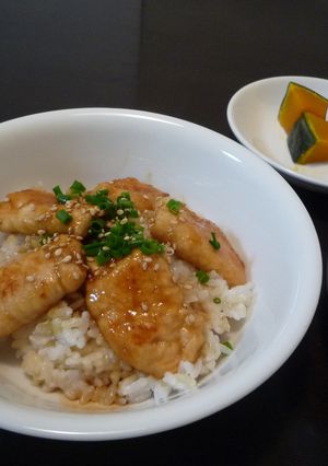 トリムネ肉の梅はさみ丼-レシピのメイン写真