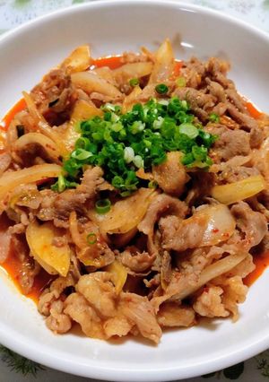 ワンパン簡単夕飯豚こまスタミナ味噌豚キムチ炒め丼-レシピのメイン写真