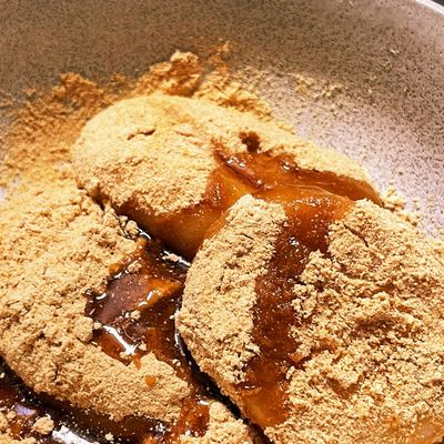 基本からアレンジまで！思わずつくりたくなる「黒みつ きなこもち」の