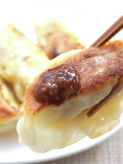 ぽん酢麹と焼き餃子-レシピのメイン写真