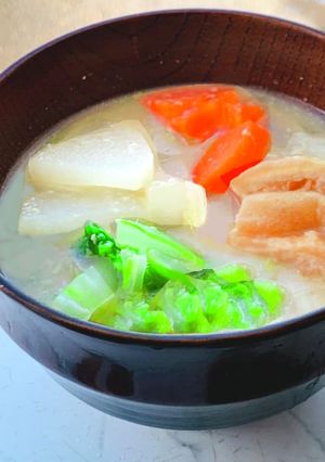 お肌ツルツル♡野菜たっぷり酒粕汁-レシピのメイン写真