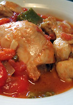 簡単、赤ピーマンと鶏肉のトマト煮-レシピのメイン写真