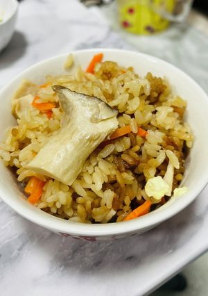 バター香る！激うまエリンギの炊き込みご飯-レシピのメイン写真