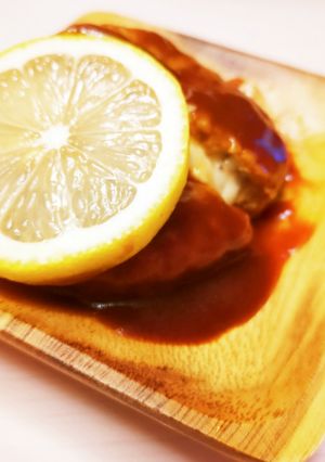 簡単！レモンチーズinハンバーグ-レシピのメイン写真