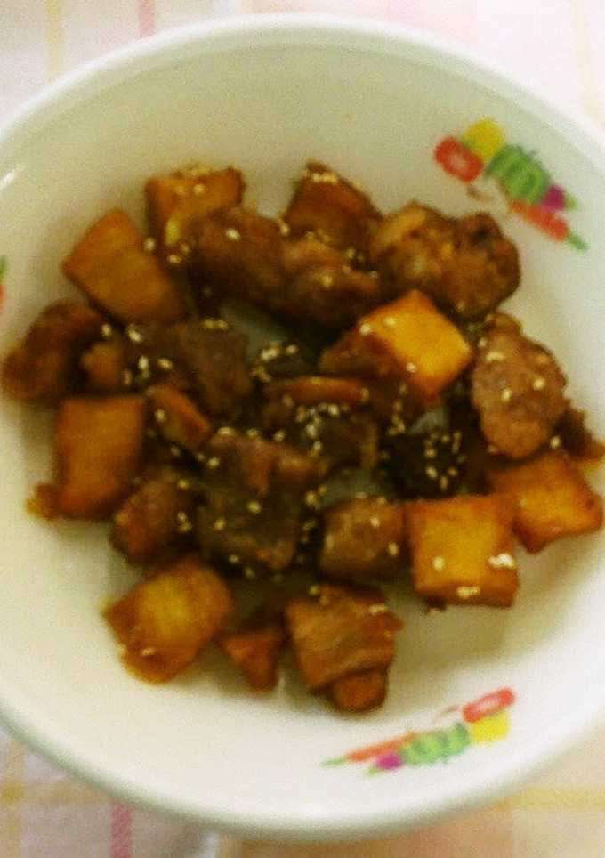 【学校給食】豚肉とさつま芋の揚げ和え-レシピのメイン写真