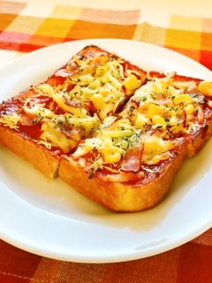 ピザ風トースト-レシピのメイン写真