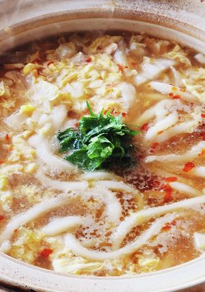 5分de旨辛ツナ玉白菜うどん鍋☆夜食-レシピのメイン写真