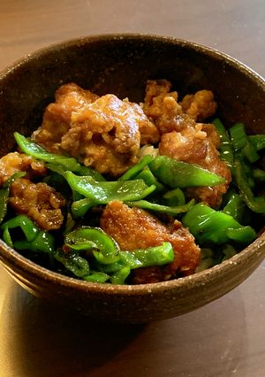 余った唐揚げで、ピーマン唐揚げ丼-レシピのメイン写真