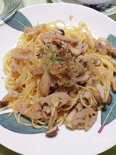 レンコン、キノコ、ベーコンの和風パスタ-レシピのメイン写真