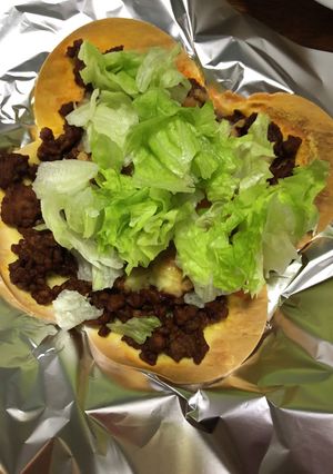 餃子の皮でタコスピザ-レシピのメイン写真