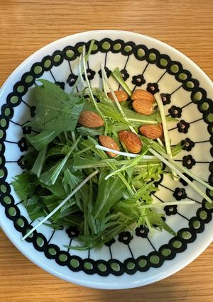 おいしい水菜とアーモンドのサラダ♡-レシピのメイン写真