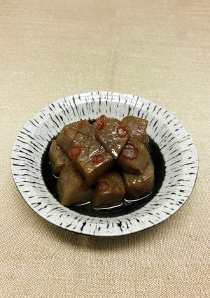 【本返しつゆ】ピリ辛こんにゃく-レシピのメイン写真