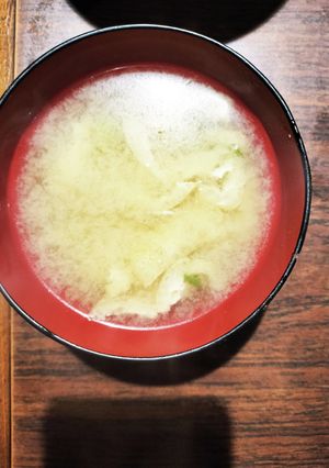 じゃがいもと大根菜と揚げのお味噌汁-レシピのメイン写真