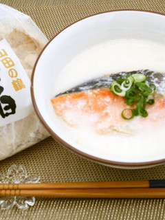 ご飯がすすむ!鮭入り酒粕汁☘-レシピのメイン写真