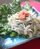 こんにゃくめんの明太子サラダ