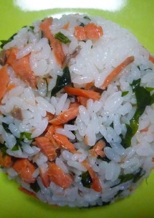 わかめ＆鮭ごはん-レシピのメイン写真