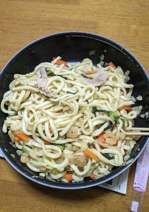 豚バラ肉とエビのハラペーニョの焼きうどん-レシピのメイン写真