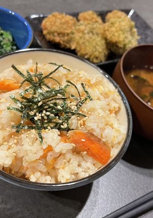 焼き鮭のバター醤油混ぜご飯-レシピのメイン写真