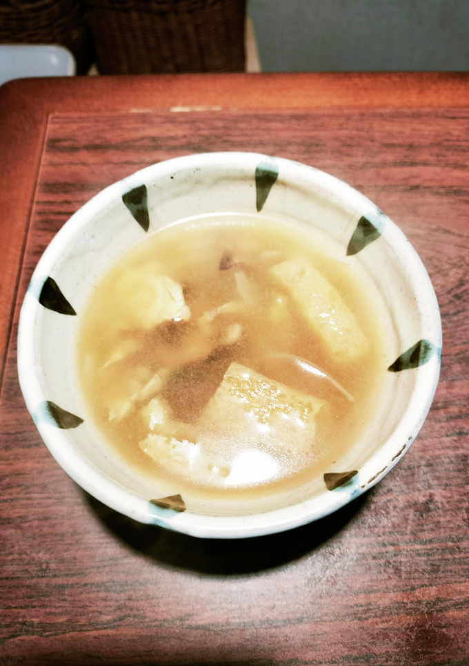 ダブルきのこと玉ねぎと揚げのお味噌汁-レシピのメイン写真