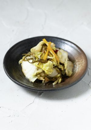 おつまみにも炒め物にも！ゆず塩昆布白菜-レシピのメイン写真