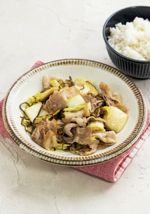 ご飯が進む!豚バラと塩昆布白菜の炒め物-レシピのメイン写真