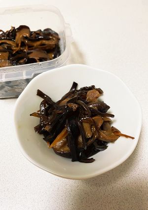 キクラゲとキノコの甘辛煮「カル○ィ風」-レシピのメイン写真
