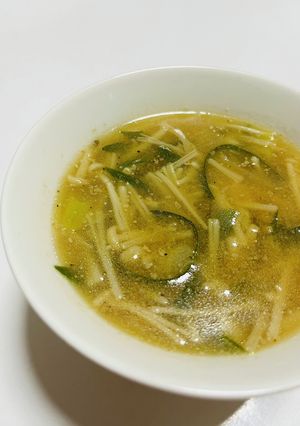えのきと長ネギのごま味噌スープ-レシピのメイン写真