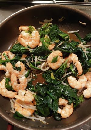炒め生姜香る エビとほうれん草の醤油炒め-レシピのメイン写真