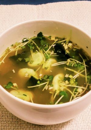 “そら豆わかめ味噌汁”-レシピのメイン写真