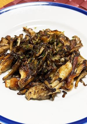 舞茸ぺったん焼き　ガリバタ醤油-レシピのメイン写真