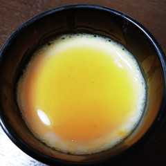 A picture of カラメルなしのプリン.