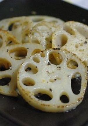 レンコンだけ！素材が美味しいじっくり炒め-レシピのメイン写真