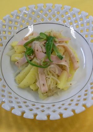 (野菜)じゃがいもと玉ねぎとハムのソテー-レシピのメイン写真