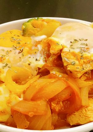 トマト風味親子丼【筋トレ飯】-レシピのメイン写真