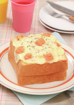 溢れる明太子チーズのシカゴ風ピザ-レシピのメイン写真