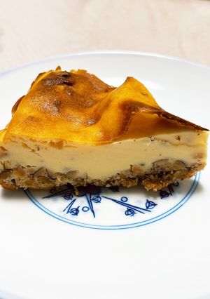 甘さ控えめ★簡単バスク風チーズケーキ-レシピのメイン写真