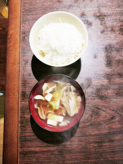 木綿豆腐と舞茸の減塩味噌汁-レシピのメイン写真