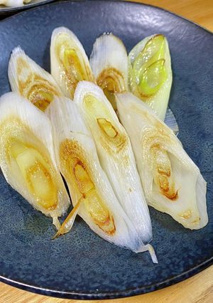 フライパンで焼くだけ！絶品白ネギ-レシピのメイン写真