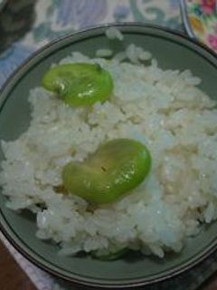 色鮮やかな そら豆ごはん-レシピのメイン写真