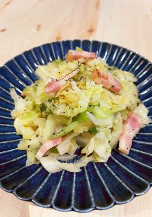 ベーコンキャベツのしんなりコンソメ蒸し煮-レシピのメイン写真