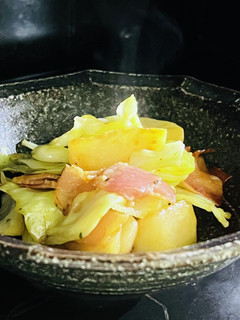 時短簡単!かぶとキャベツのベーコン炒め-レシピのメイン写真