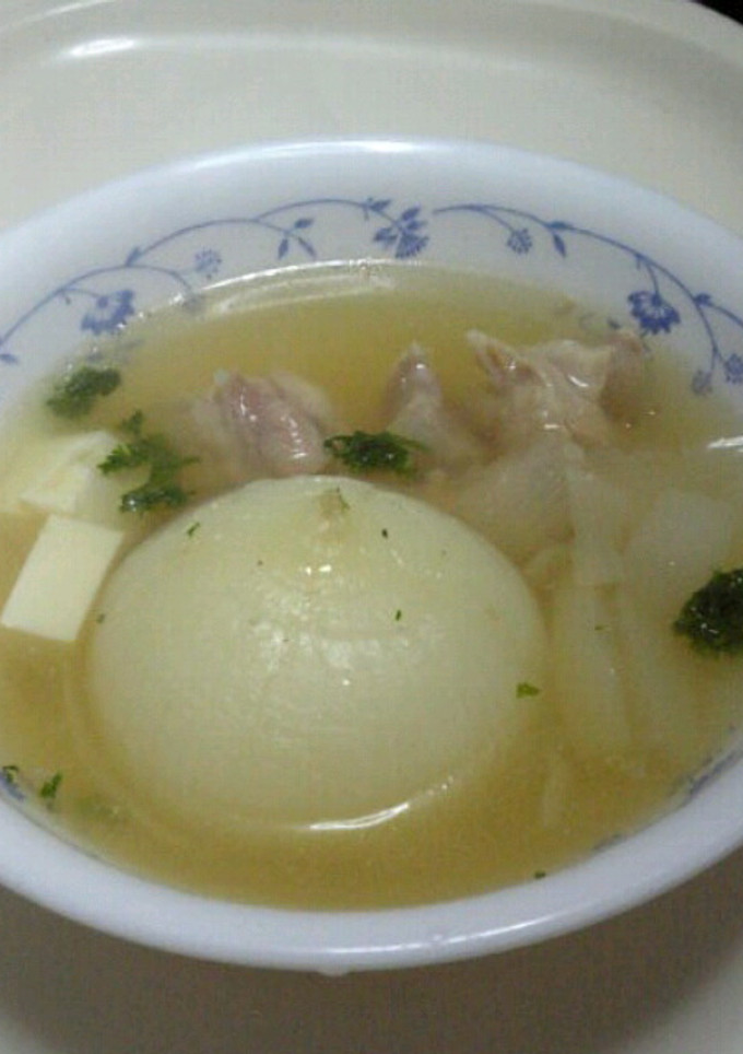 土鍋でエコ♪丸ごと新たまねぎスープ♪-レシピのメイン写真