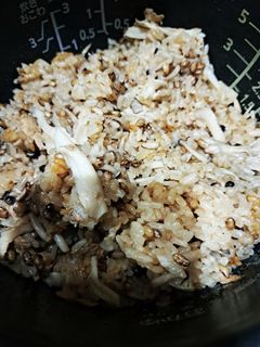 きのこともち麦の炊き込みご飯-レシピのメイン写真