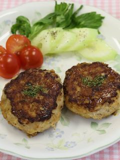 シャキシャキ!セロリinハンバーグ-レシピのメイン写真