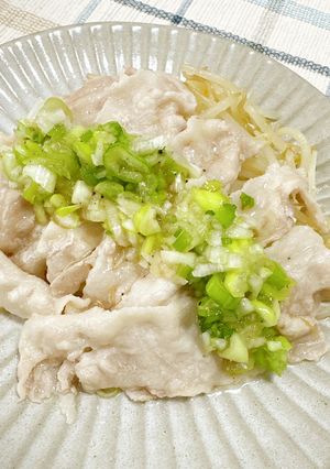 フライパン蒸し♪もやしと豚肉の旨ダレ-レシピのメイン写真