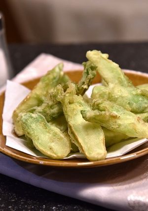 蕾菜の天ぷら☆塩で-レシピのメイン写真