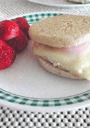 *イングリッシュマフィンの朝食*-レシピのメイン写真