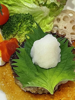 肉汁たっぷり☆和風レンコンハンバーグ-レシピのメイン写真