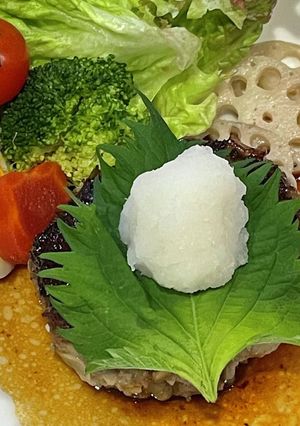 肉汁たっぷり☆和風レンコンハンバーグ-レシピのメイン写真